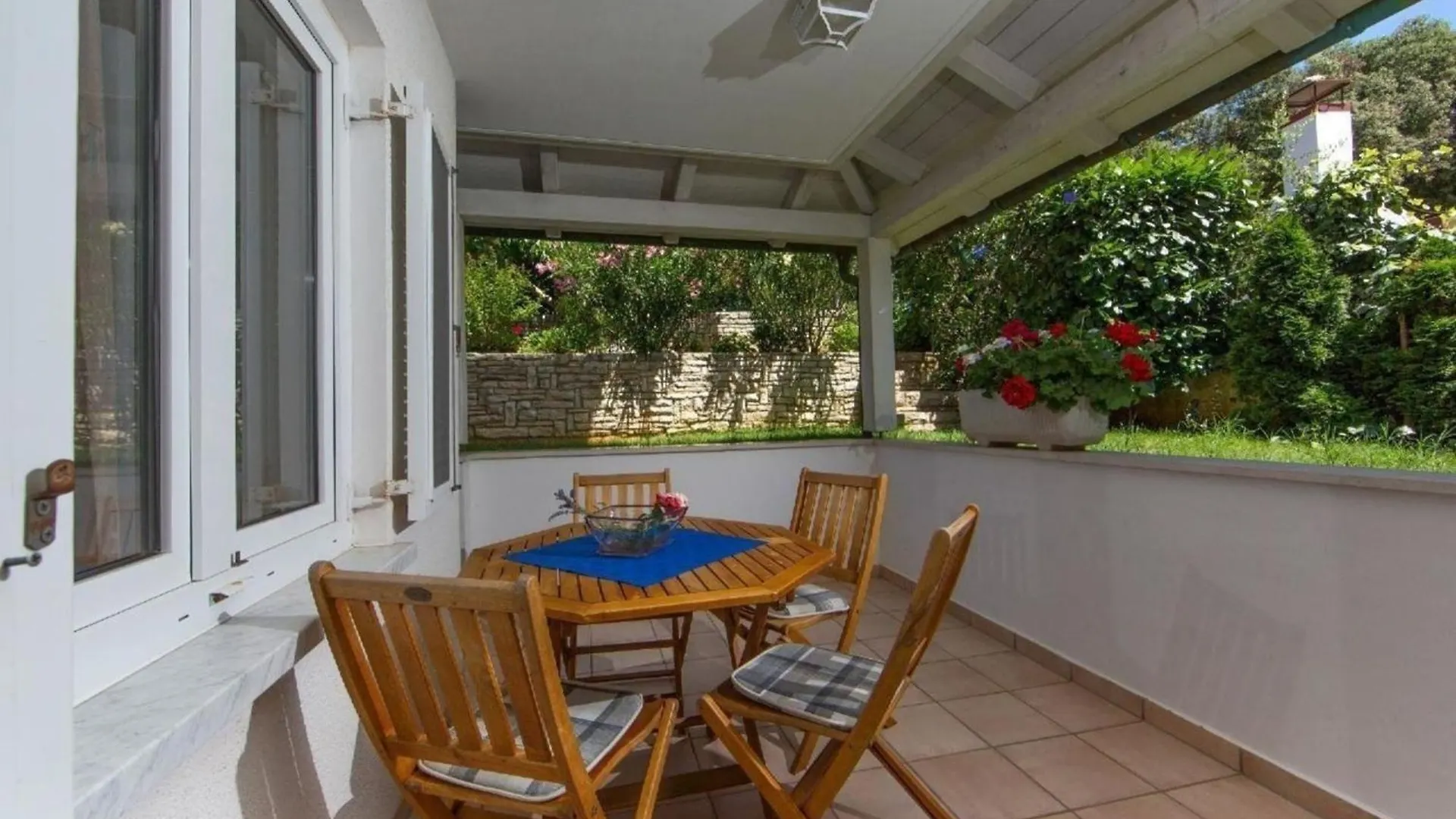 Apartment Ferienwohnung In Pjescana Uvala Mit Garten, Grill Pula