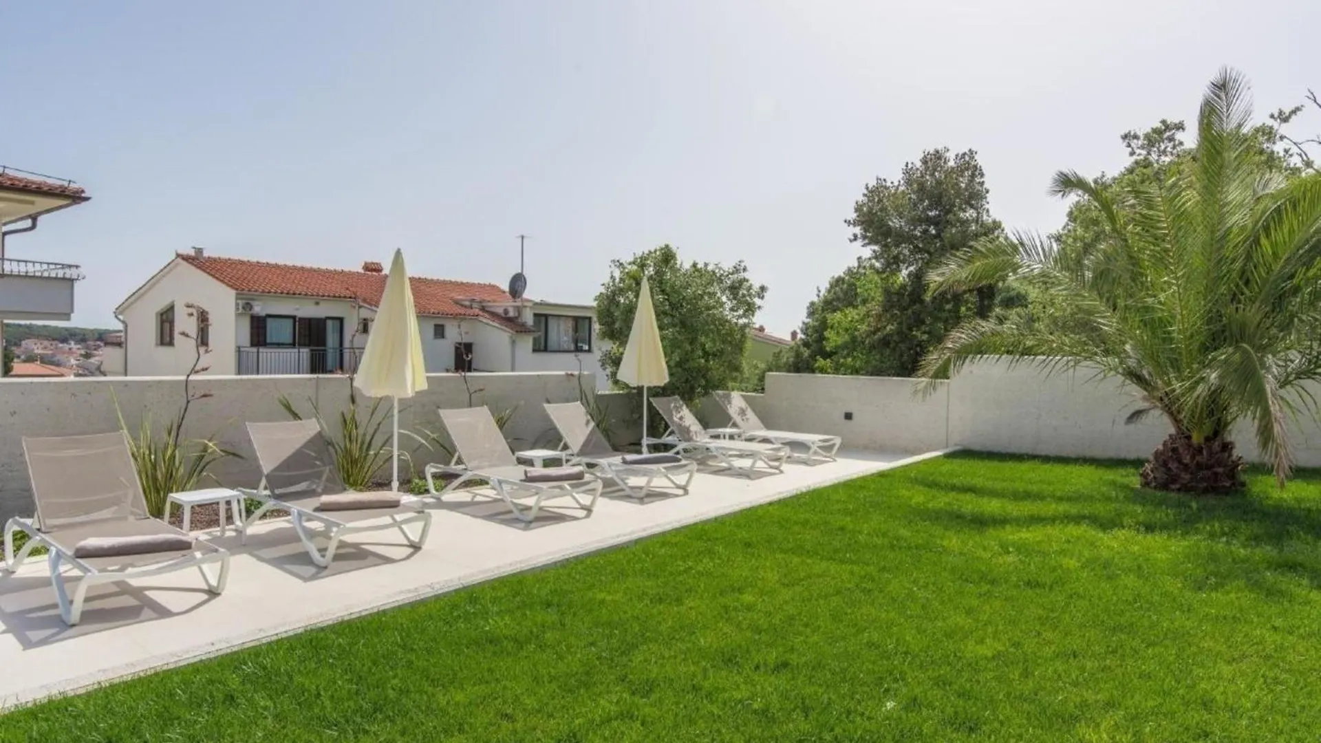 Ferienwohnung In Pjescana Uvala Mit Garten, Grill Pula